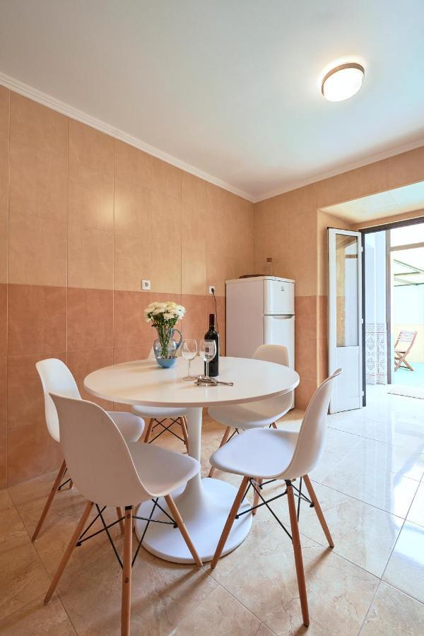 Spacious And Renovated Apartment With Amazing Patio, By Timecooler ลิสบอน ภายนอก รูปภาพ