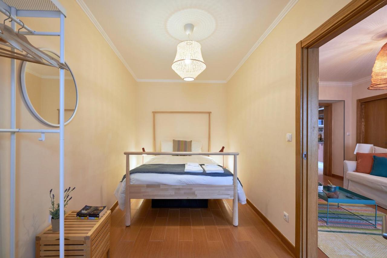 Spacious And Renovated Apartment With Amazing Patio, By Timecooler ลิสบอน ภายนอก รูปภาพ
