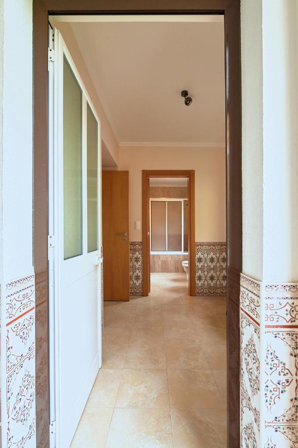 Spacious And Renovated Apartment With Amazing Patio, By Timecooler ลิสบอน ภายนอก รูปภาพ